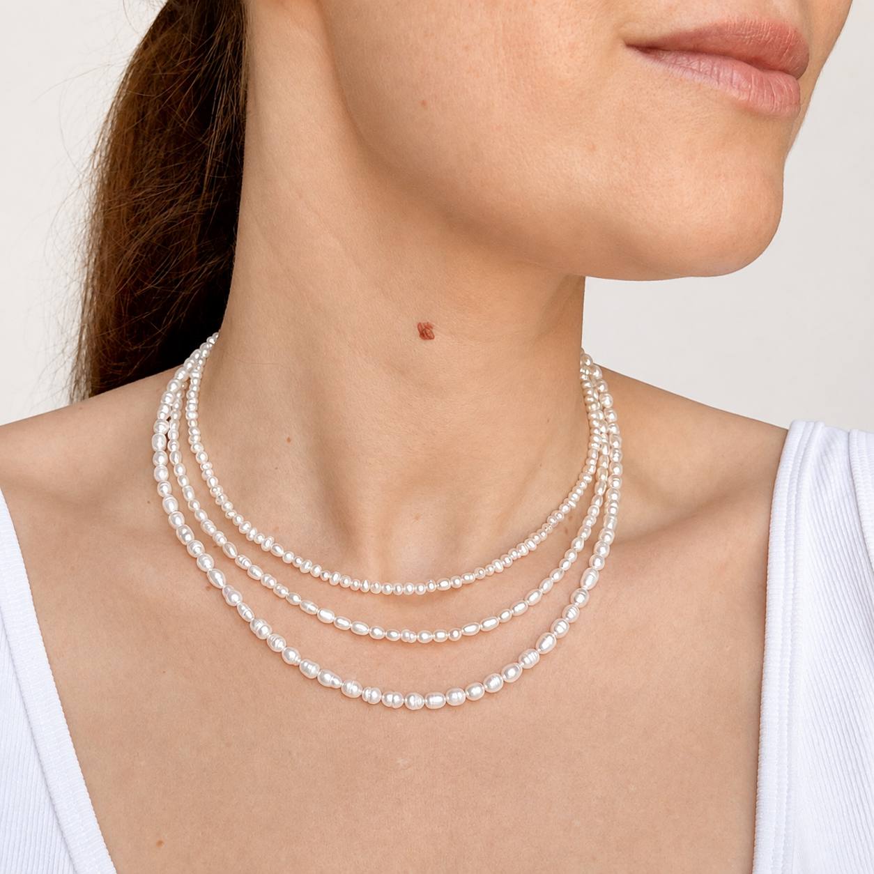 Pearl Cascade – třívrstvý perlový náhrdelník