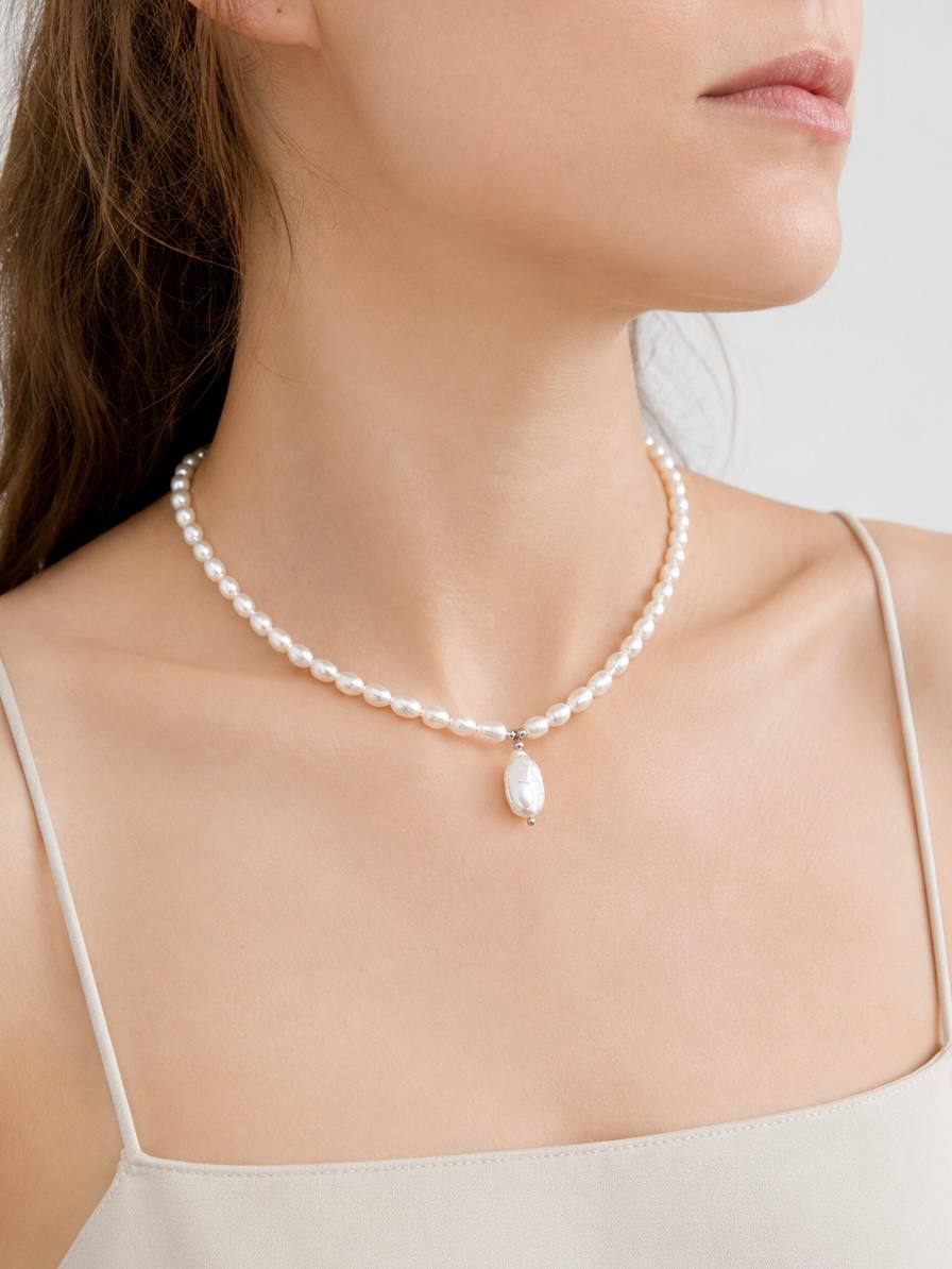 Baroque Pendant – perlový náhrdelník